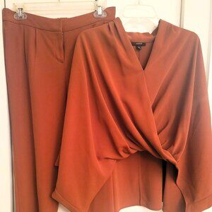 GORGEOUS ALFANI TWO PIECE SET!! NWT